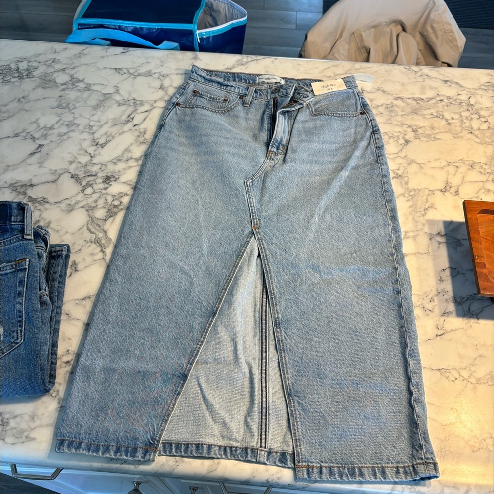 Brand new Abercrombie Jean skirt